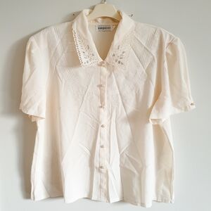 Vintage Cream Lace Collar Women's Blouse